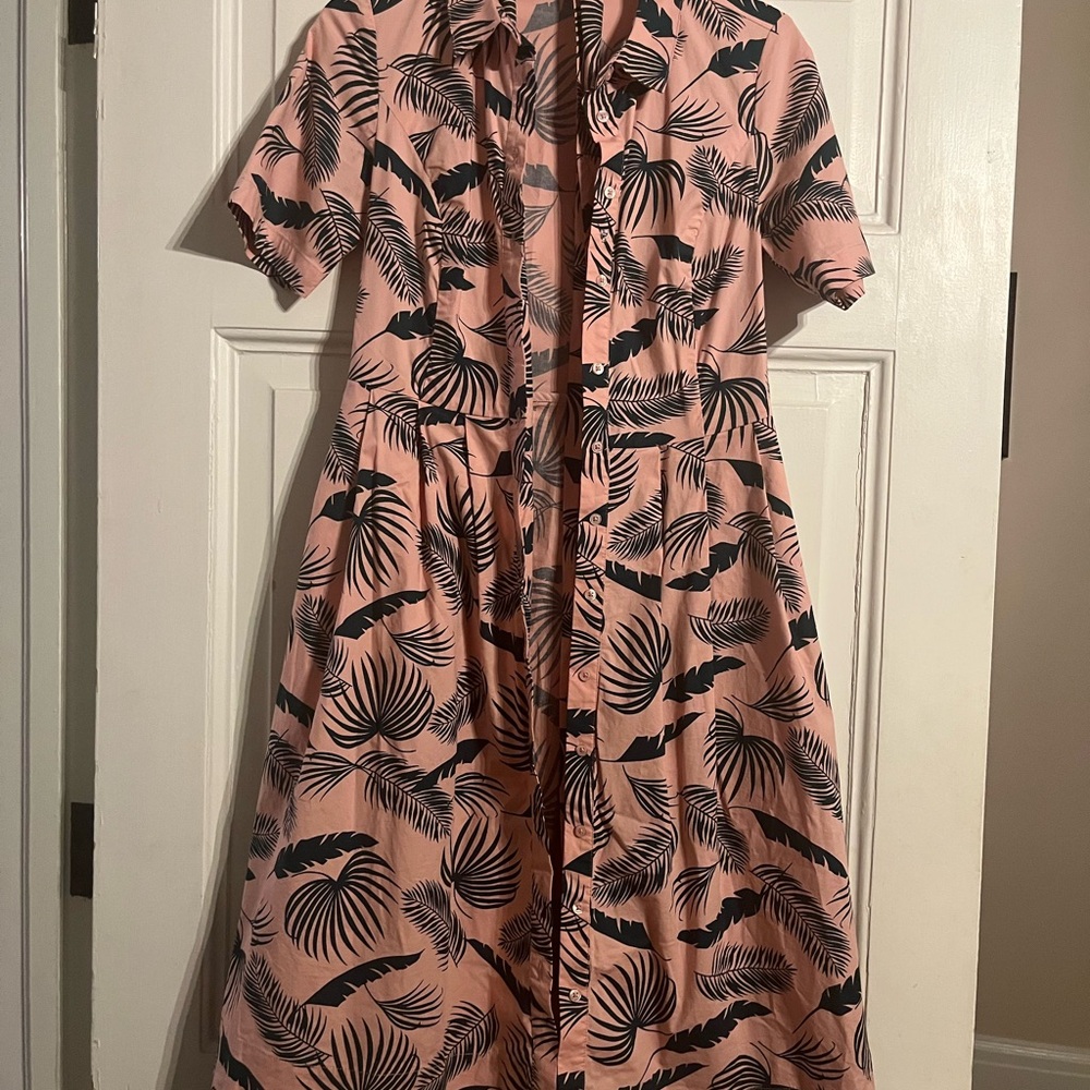 Tropical Palm Print Button-Front Dress in Blush